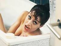 Brittany Murphy caught totally naked in a bathtub